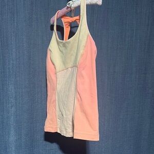 💜 J743 Lululemon Athletica Peach and Cream Tank Top